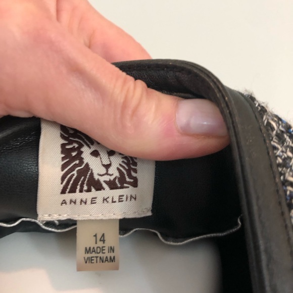 Great little tweed office-friendly moto jacket by Anne Klein, size 14 - Picture 6 of 7